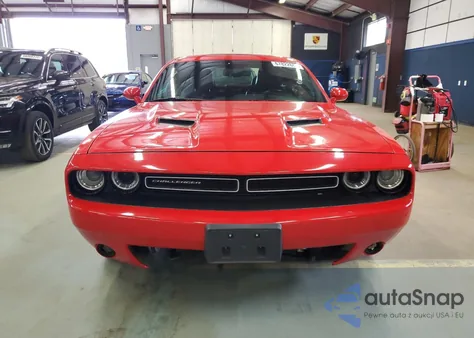 2017 Dodge Challenger Sxt из США, поврежденный, VIN 2C3CDZAGXHH611036